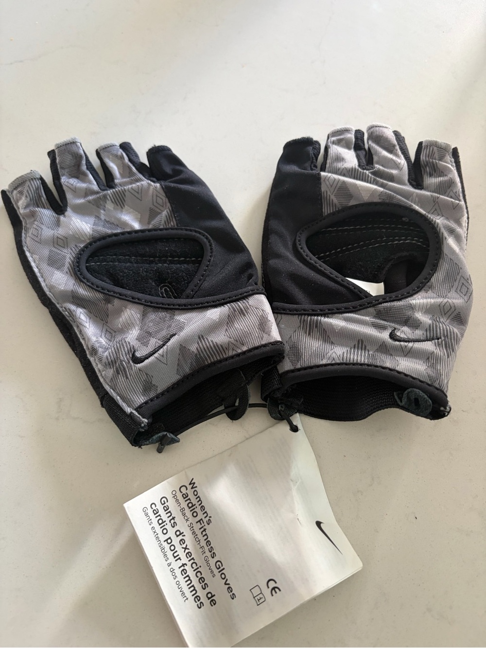Nike Gray & Black Women's Half-Finger Workout Gloves